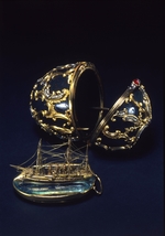 Perchin, Michail Jewlampiewitsch, (Fabergé-Werkstatt) - Osterei mit Modell des Kreuzers Die Erinnerung an Asow